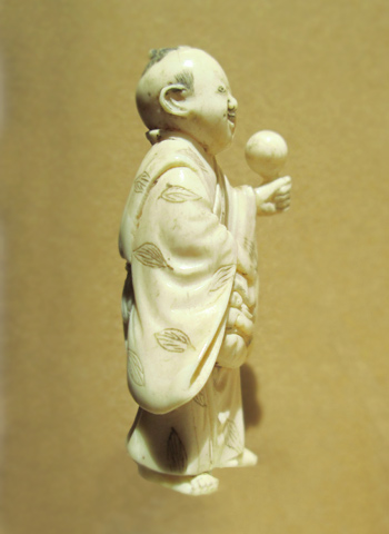 boy_with_ball